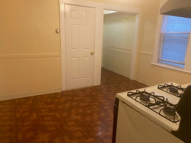 242 Hyde Park Ave 2, Boston, MA 02130