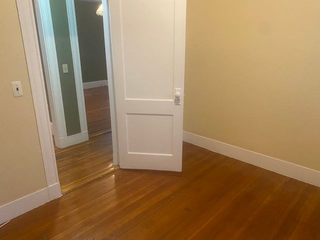 242 Hyde Park Ave 2, Boston, MA 02130