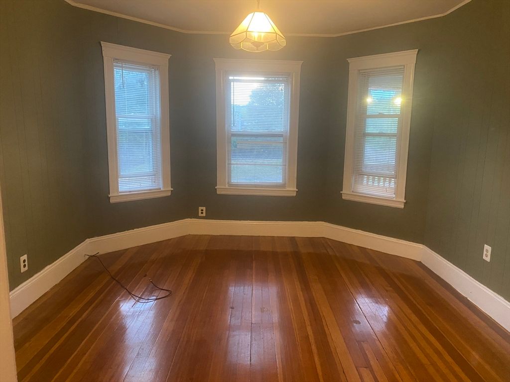 242 Hyde Park Ave 2, Boston, MA 02130