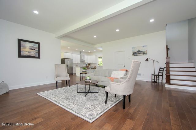 12901 Westport Rd, Louisville, KY 40245