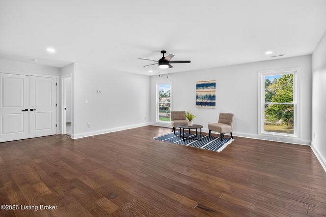 12901 Westport Rd, Louisville, KY 40245