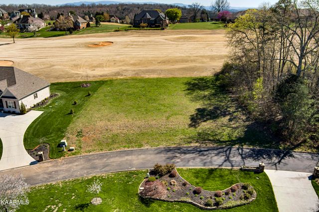 330 Pineberry Drive, Vonore, TN 37885
