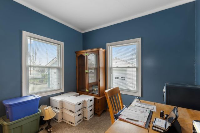 1101 E Walnut Street, Nappanee, IN 46550