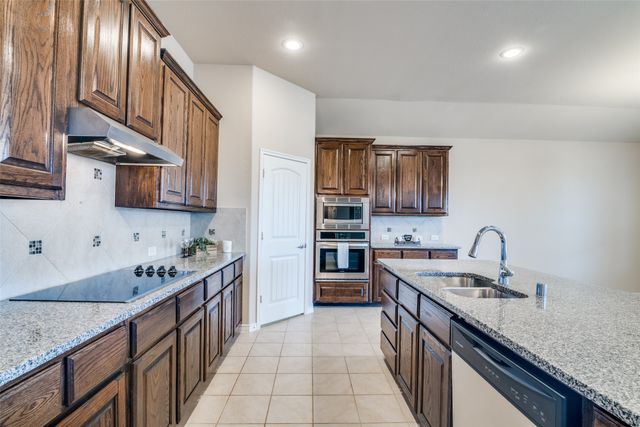 361 Amber Lane, Nevada, TX 75173