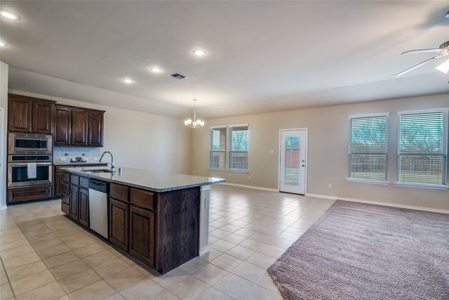 361 Amber Lane, Nevada, TX 75173