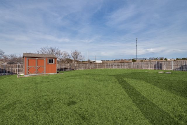 361 Amber Lane, Nevada, TX 75173