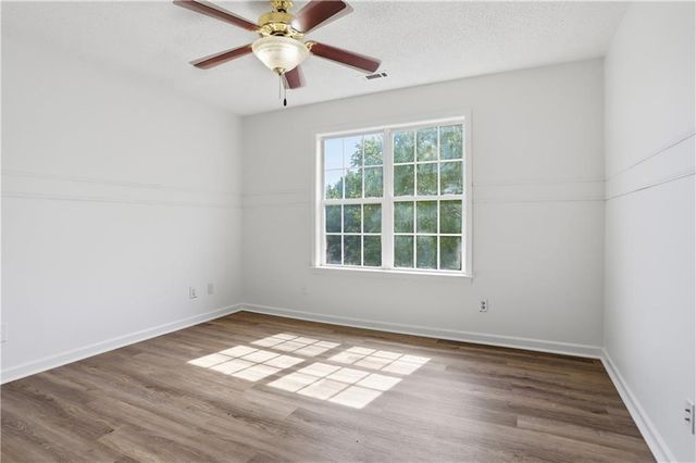 250 Orchard Way SE, Calhoun, GA 30701