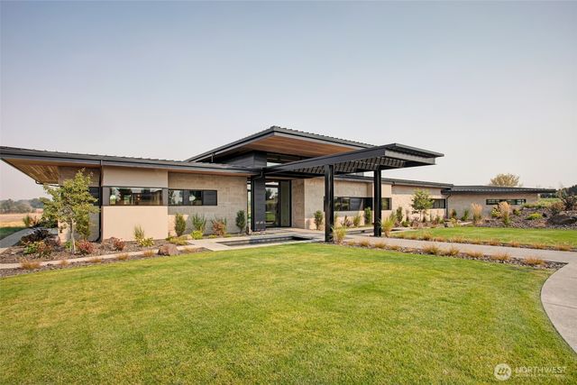 335 Brickwood Drive, Walla Walla, WA 99362