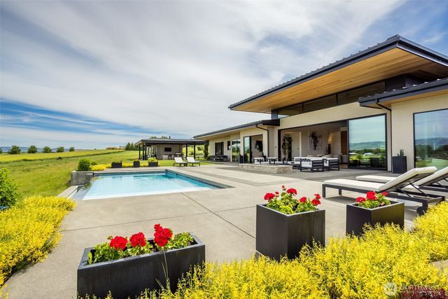 335 Brickwood Drive, Walla Walla, WA 99362