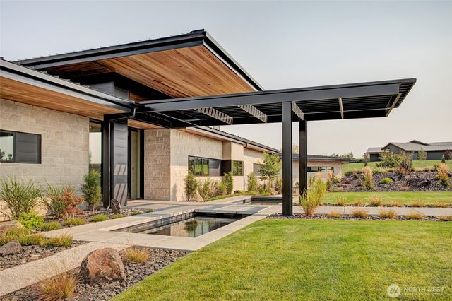 335 Brickwood Drive, Walla Walla, WA 99362