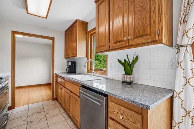 6201 Laurene Avenue, Circle Pines, MN 55014
