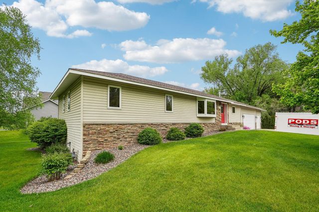 6201 Laurene Avenue, Circle Pines, MN 55014