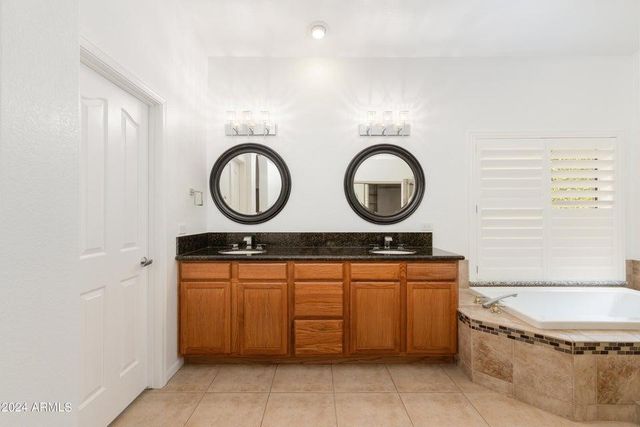 3350 S Oleander Drive, Chandler, AZ 85248