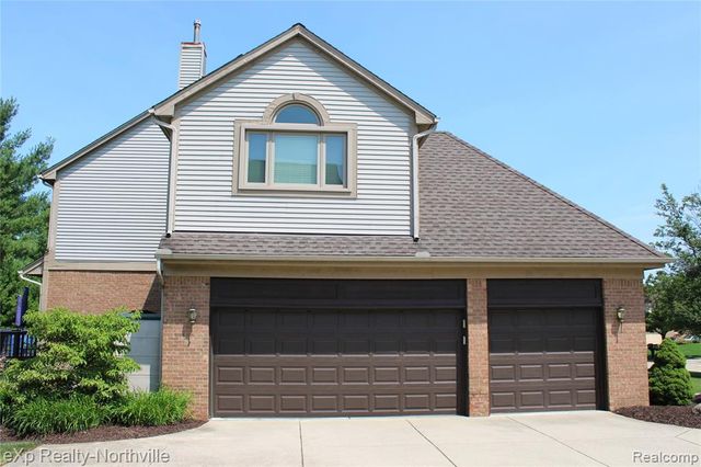 48172 Royal Pointe Drive, Canton, MI 48187