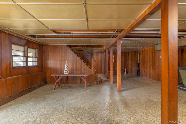 20 Mill Pond Lane, East Moriches, NY 11940