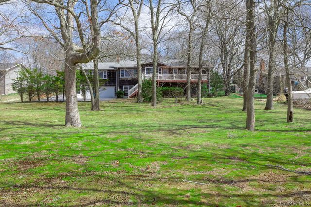 20 Mill Pond Lane, East Moriches, NY 11940