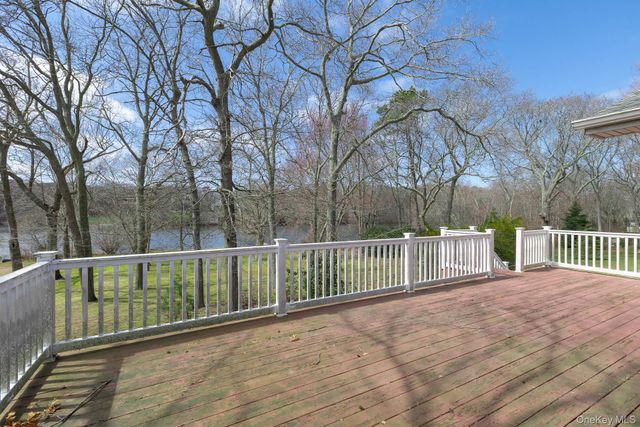 20 Mill Pond Lane, East Moriches, NY 11940