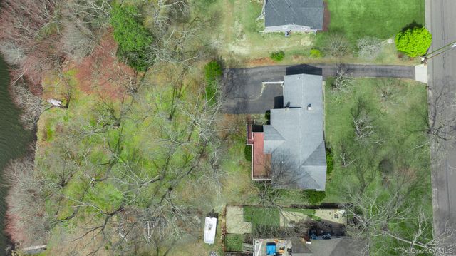 20 Mill Pond Lane, East Moriches, NY 11940