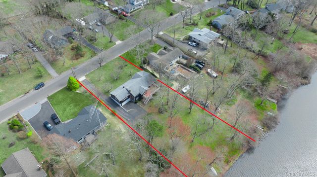 20 Mill Pond Lane, East Moriches, NY 11940