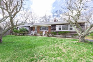 20 Mill Pond Lane, East Moriches, NY 11940