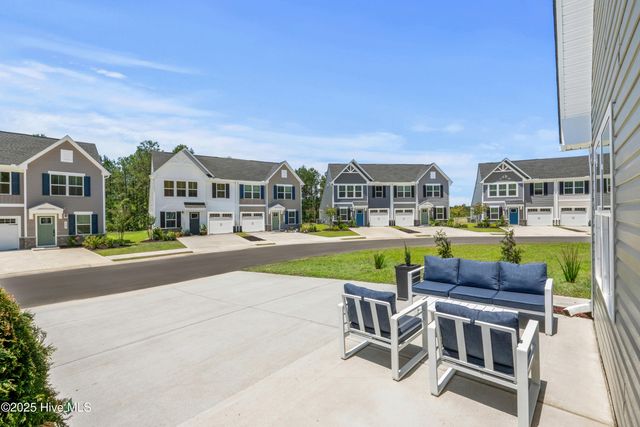 1432 Pine Log Trail NE, Bolivia, NC 28422