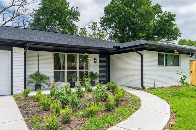 5326 Carew Street, Houston, TX 77096