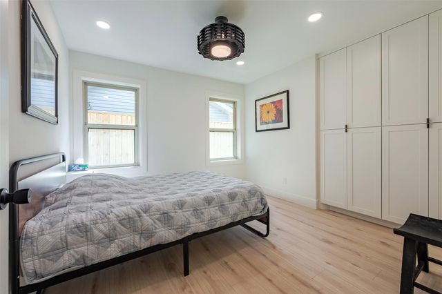 5326 Carew Street, Houston, TX 77096