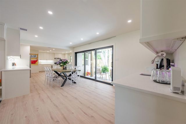 5326 Carew Street, Houston, TX 77096