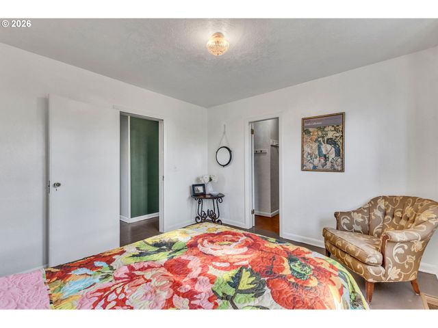 5905 N MINNESOTA Ave, Portland, OR 97217