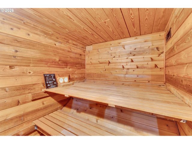 5905 N MINNESOTA Ave, Portland, OR 97217