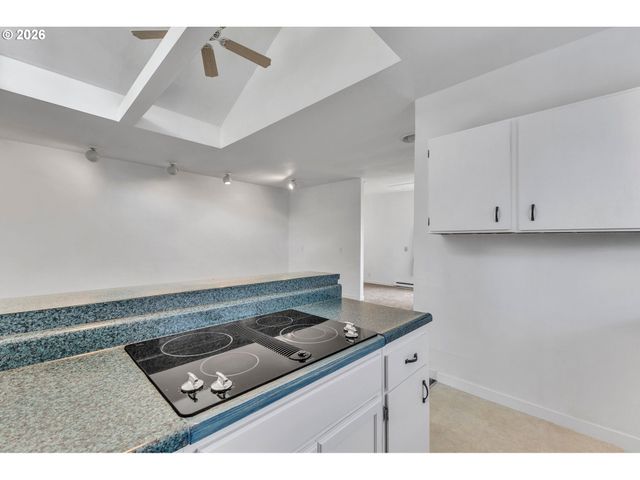 5905 N MINNESOTA Ave, Portland, OR 97217