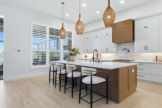 8340 SEA GLASS COURT, Sarasota, FL 34240