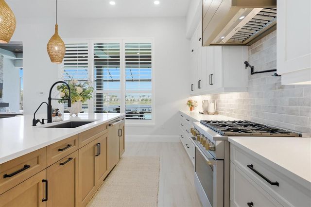 8340 SEA GLASS COURT, Sarasota, FL 34240