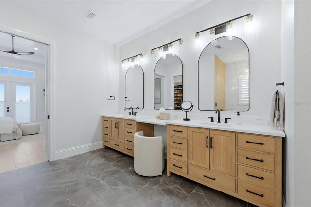 8340 SEA GLASS COURT, Sarasota, FL 34240