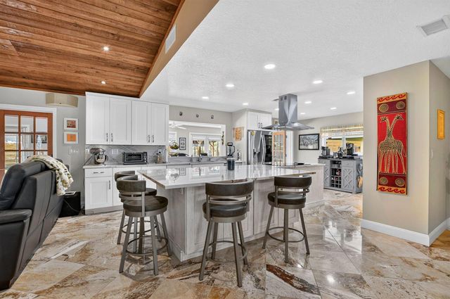 32 SW 14TH Avenue, Boca Raton, FL 33486
