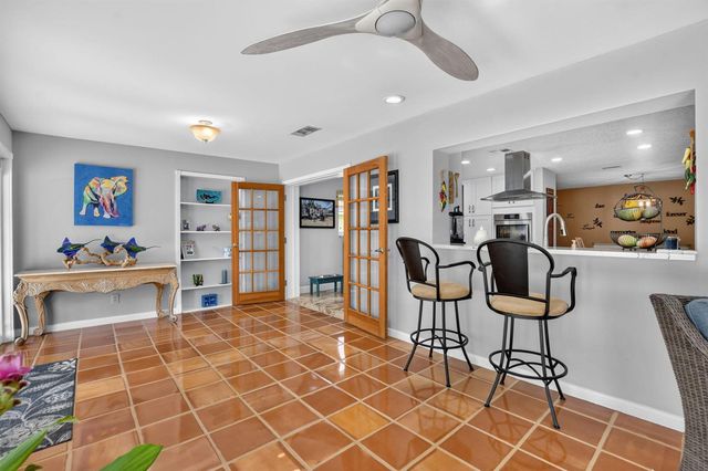 32 SW 14TH Avenue, Boca Raton, FL 33486