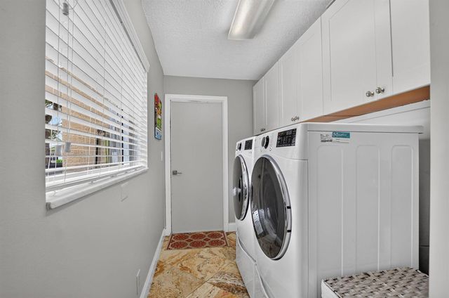 32 SW 14TH Avenue, Boca Raton, FL 33486