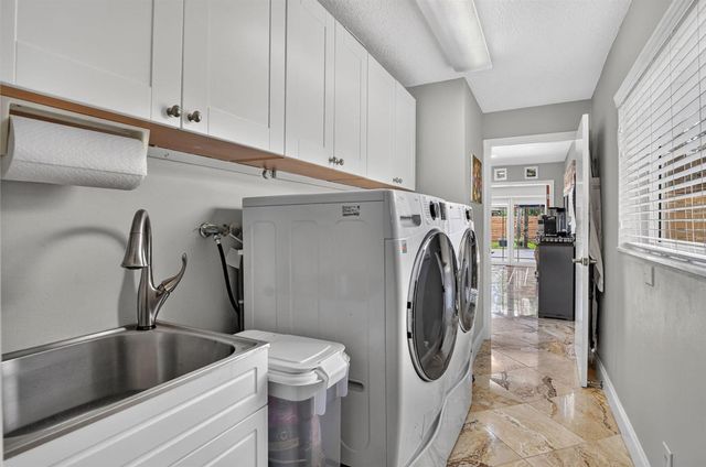 32 SW 14TH Avenue, Boca Raton, FL 33486