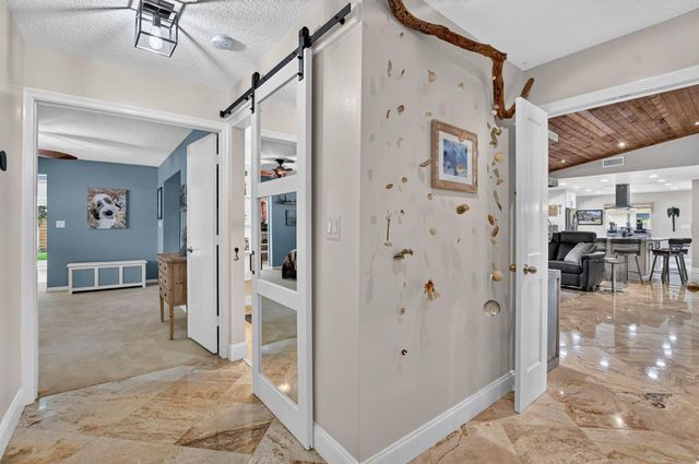32 SW 14TH Avenue, Boca Raton, FL 33486