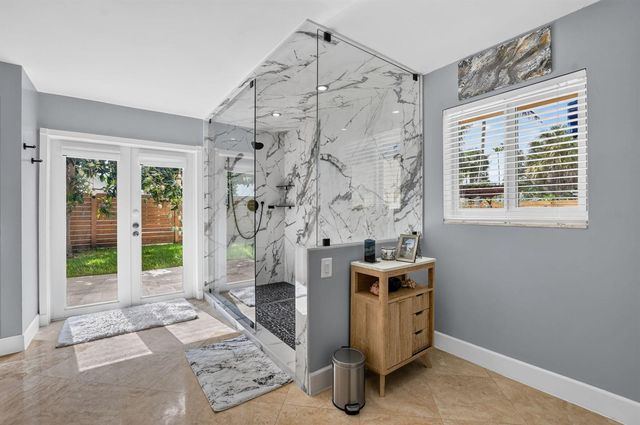 32 SW 14TH Avenue, Boca Raton, FL 33486