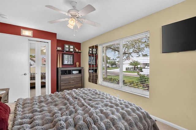 32 SW 14TH Avenue, Boca Raton, FL 33486