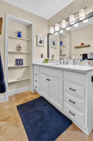 32 SW 14TH Avenue, Boca Raton, FL 33486