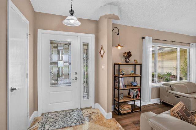 32 SW 14TH Avenue, Boca Raton, FL 33486