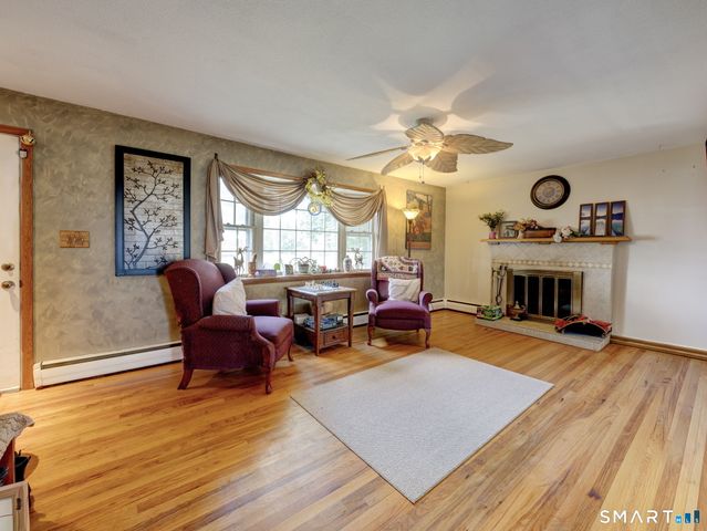 1754 Main Street, East Hartford, CT 06108