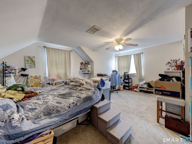 1754 Main Street, East Hartford, CT 06108