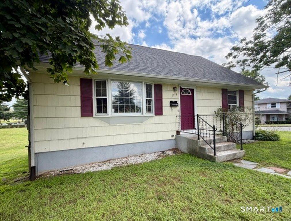 1754 Main Street, East Hartford, CT 06108