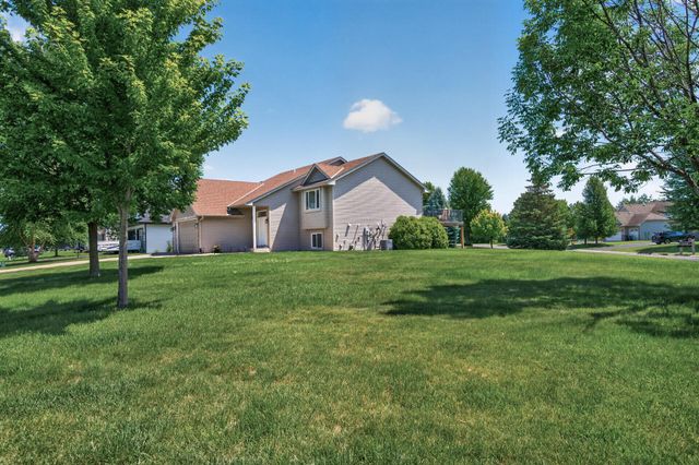 15347 Wintergreen Street NW, Andover, MN 55304