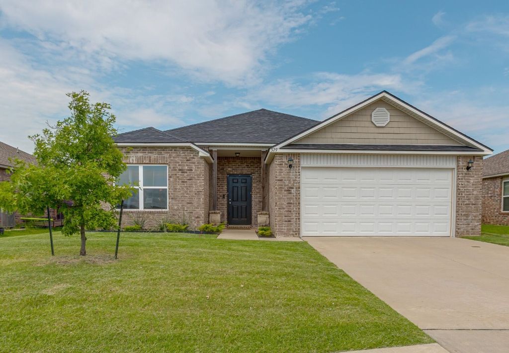 329 Karlee Lane, Newcastle, OK 73065