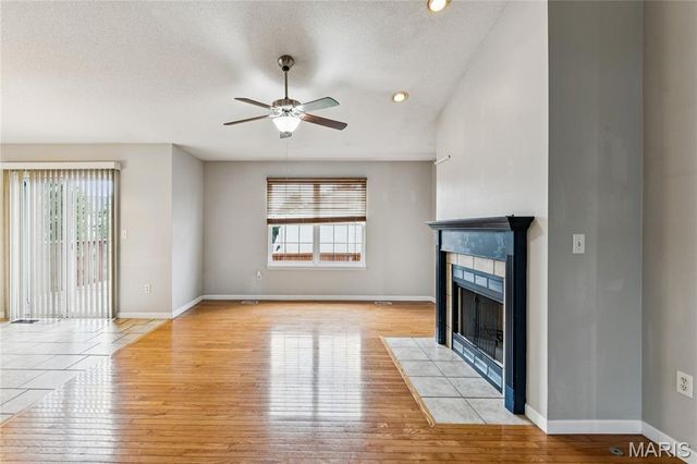 6700 Crossington Lane, Maryville, IL 62062