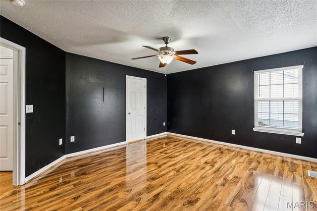 6700 Crossington Lane, Maryville, IL 62062